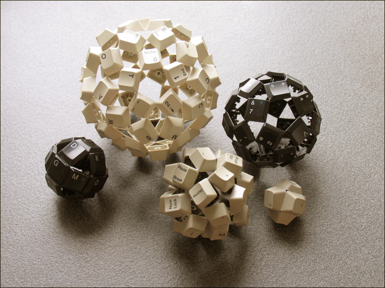 keyballs by italo