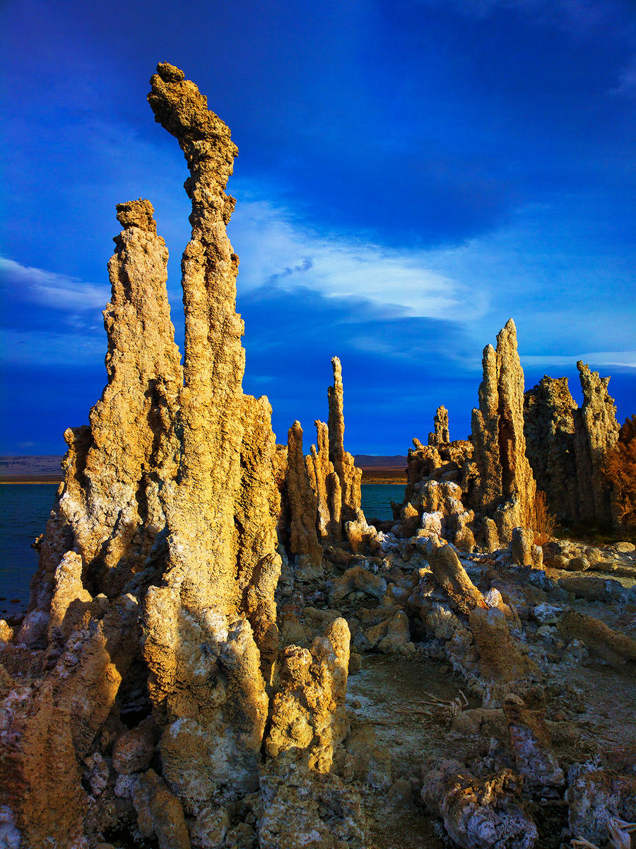 Mono Lake by coulombic