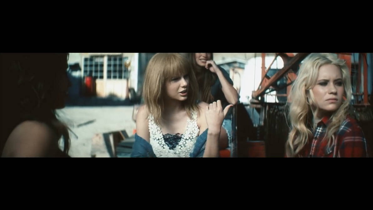 Тейлор свифт trouble. Тейлор Свифт трабл. Taylor Swift i knew you were Trouble обложка. Тейлор Свифт трабл Ноты. Taylor Swift 22 Music Video.