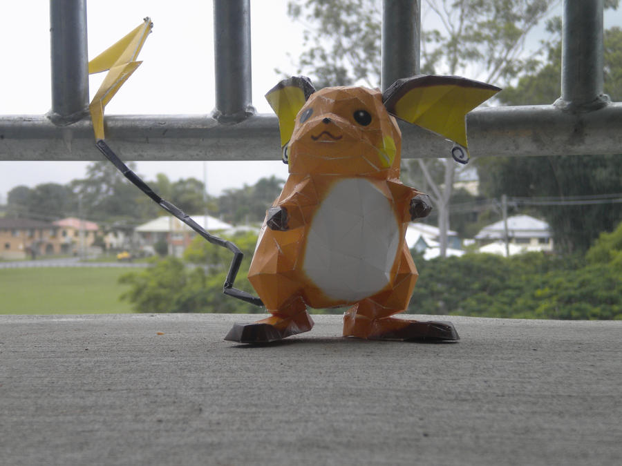 Raichu PaperCraft.