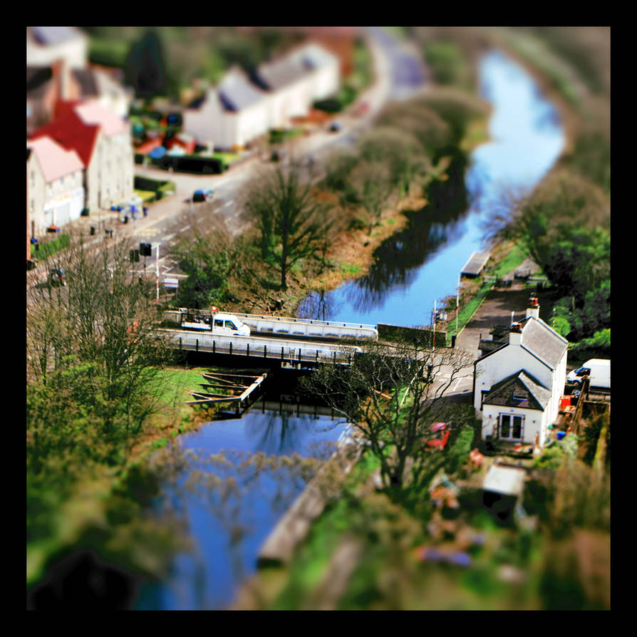 Iconic Mini Bridge Miniature Bridge by danf83 on DeviantArt