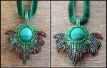 Leaf pendant by Rrkra
