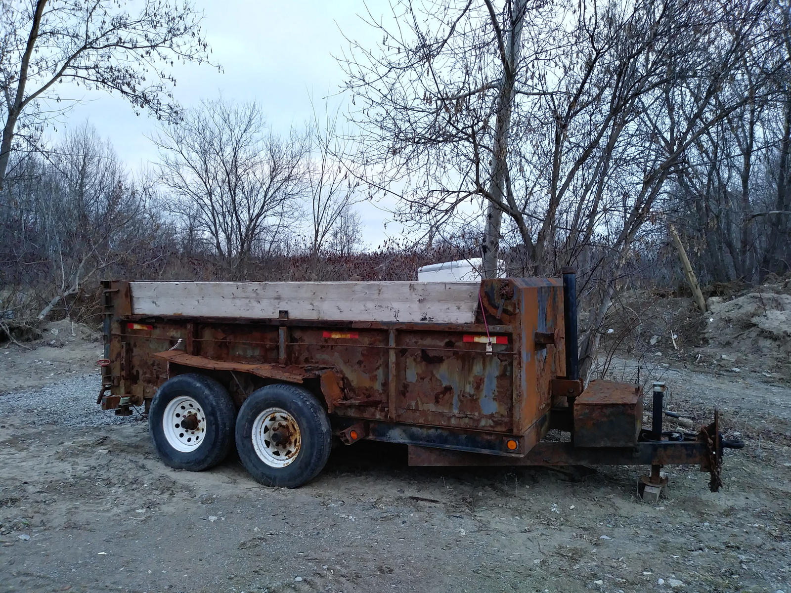 Clr On Rusted Trailer Rusted Trailer by Marcellus1177 on DeviantArt