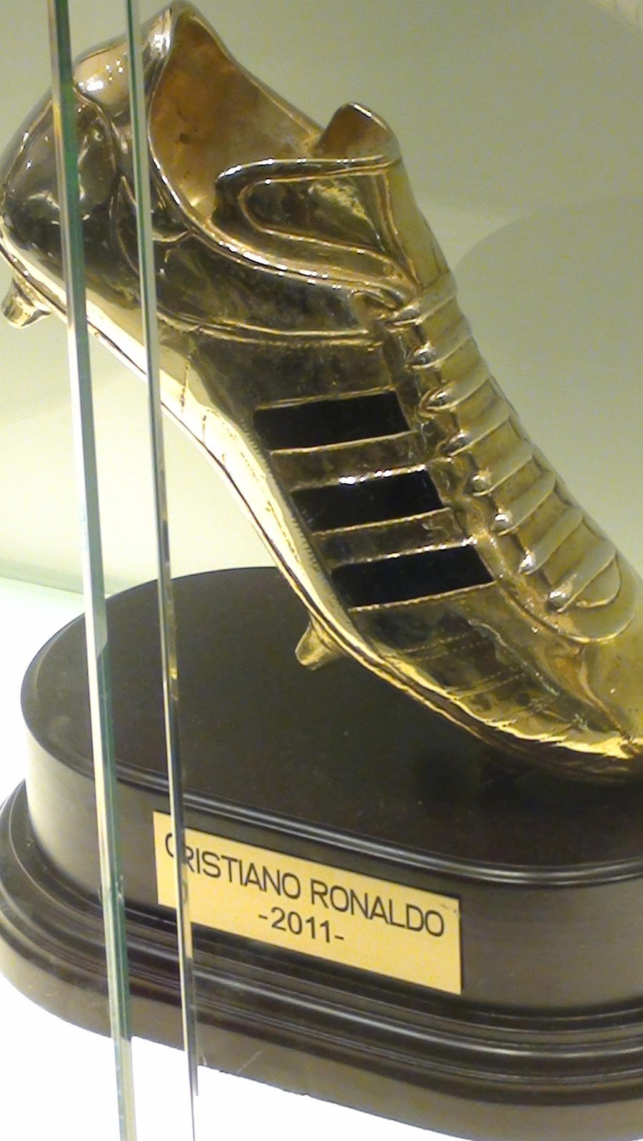 Cristiano Ronaldo golden boot by jimcor on DeviantArt