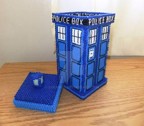 3D Perler Tardis Desk Accessory