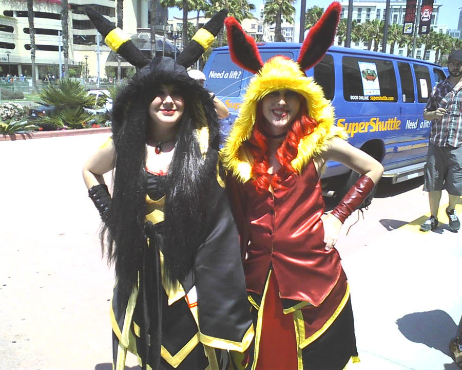 Comic con by DravenNavarro on DeviantArt