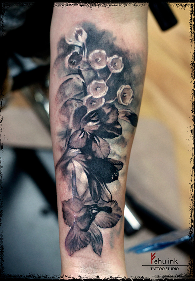 flowers tattoo