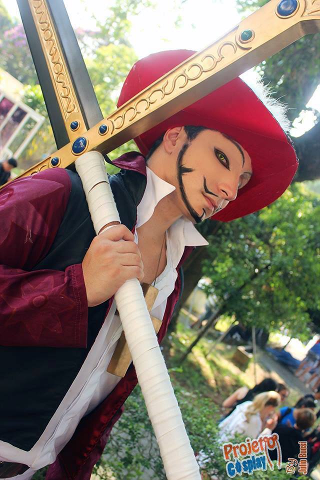 My Hawkeye Mihawk cosplay : r/OnePiece