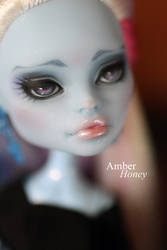 Abbey repaint - lips