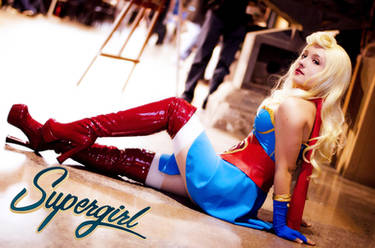 Supergirl Bombsheel