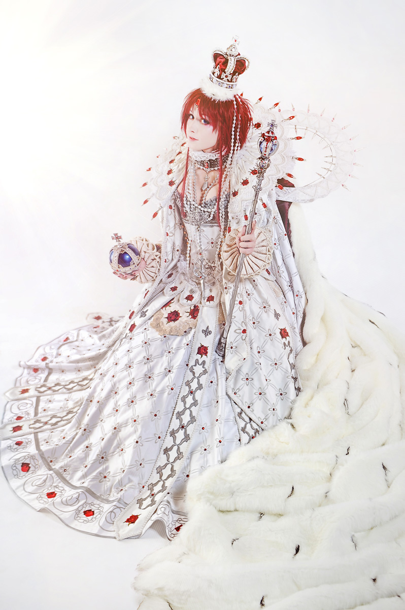 Trinity Blood - Queen Esther