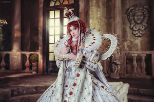 Trinity Blood - Young Queen