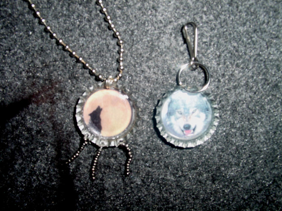 Wolf Bottlecap Jewelery