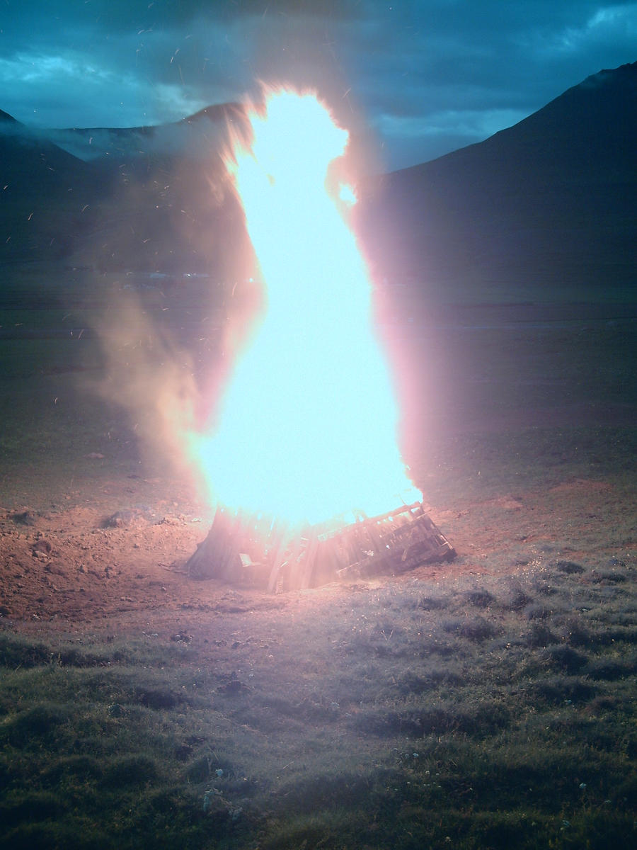 Pretty Fire I by lundi on DeviantArt