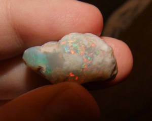 Light/ white opal