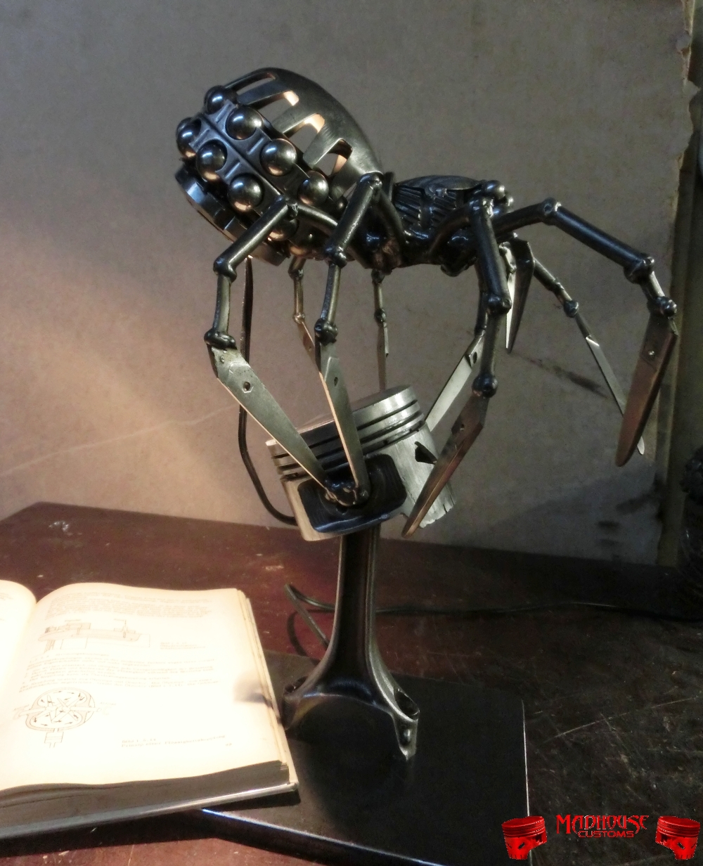 Spider Table Lamp