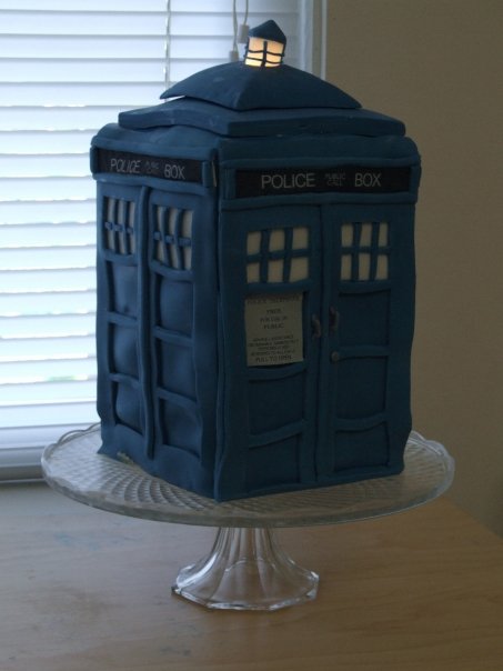 TARDIS Cake