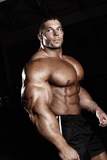 Hunkie Hunky Muscle by n-o-n-a-m-e on DeviantArt