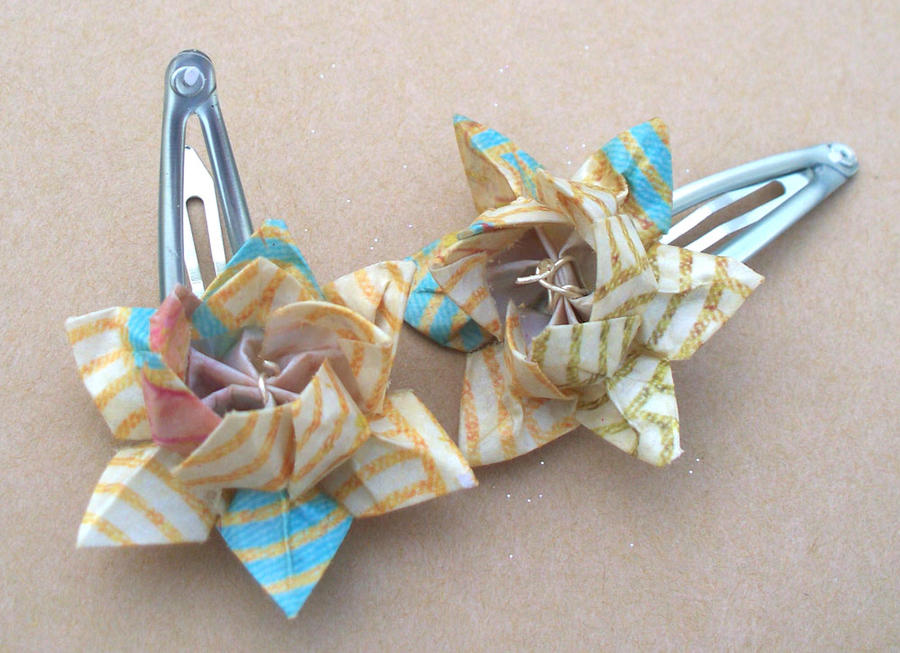 Origami Lotus Flower Barrettes by tiranaki