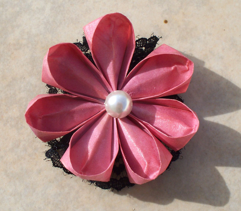 Rose Pink Paper Kanzashi by tiranaki