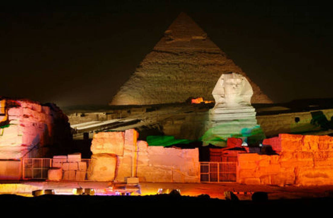 Visiting Pyramids of Giza Book_sound_and_light_show_at_the_pyramids_by_osos201218_dhdev36-pre.jpg?token=eyJ0eXAiOiJKV1QiLCJhbGciOiJIUzI1NiJ9.eyJzdWIiOiJ1cm46YXBwOjdlMGQxODg5ODIyNjQzNzNhNWYwZDQxNWVhMGQyNmUwIiwiaXNzIjoidXJuOmFwcDo3ZTBkMTg4OTgyMjY0MzczYTVmMGQ0MTVlYTBkMjZlMCIsIm9iaiI6W1t7ImhlaWdodCI6Ijw9ODQxIiwicGF0aCI6IlwvZlwvZmQ3ZTE0ZGQtMmQwZS00N2NkLTkwYmMtYTA0YWJkMDU3OGVlXC9kaGRldjM2LTRmZWNiM2JmLWExZDAtNDhlNi04OTVkLTY4ZDE3MDk0YjA2YS5qcGciLCJ3aWR0aCI6Ijw9MTI4MCJ9XV0sImF1ZCI6WyJ1cm46c2VydmljZTppbWFnZS5vcGVyYXRpb25zIl19