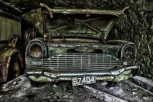 Rusted car