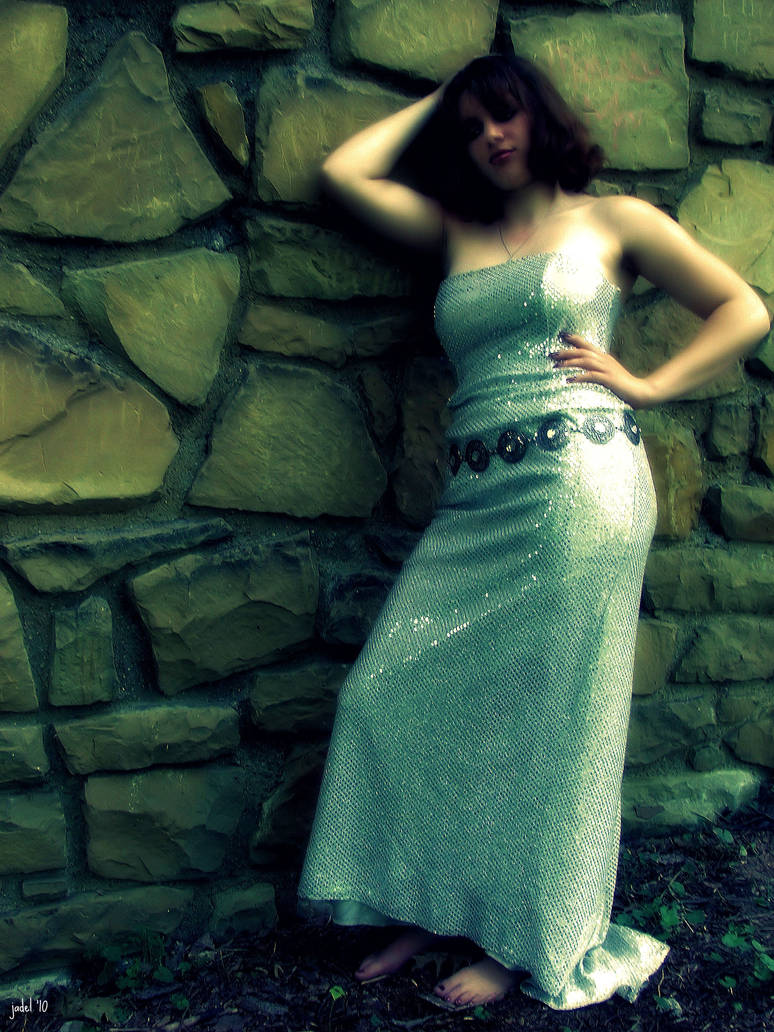 Sara Rocks by jadelshots on DeviantArt