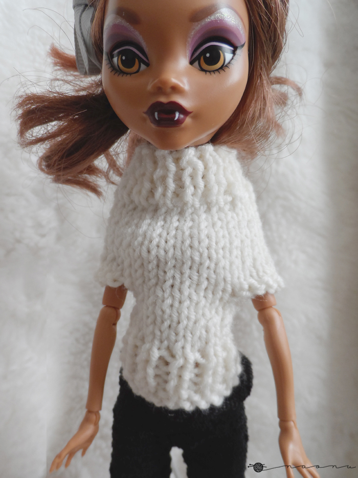 Pullover for Monster high