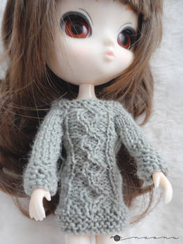 Cable sweater for Yeolume