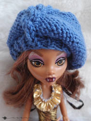 Cables beret for Monster high