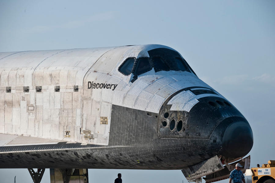 STS-133 Discovery Tow Back 4