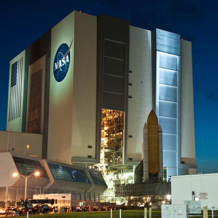 STS-135 Rollout