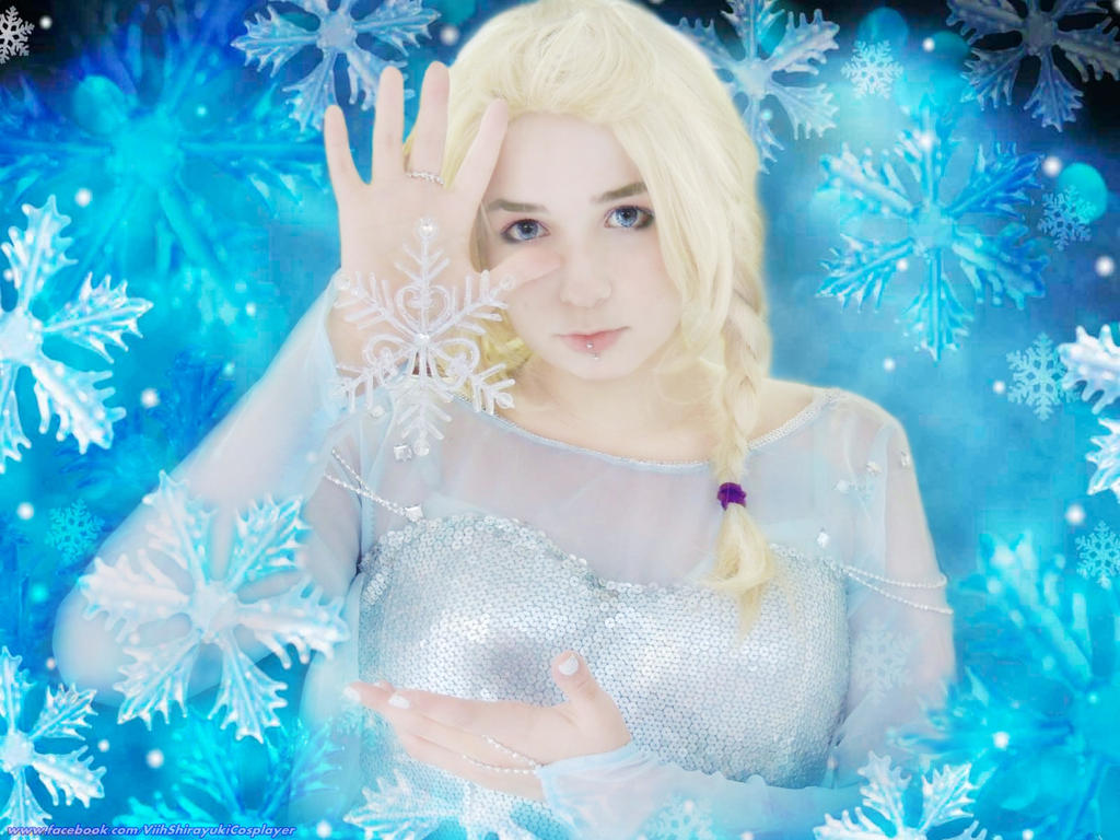 Elsa Frozen cosplay