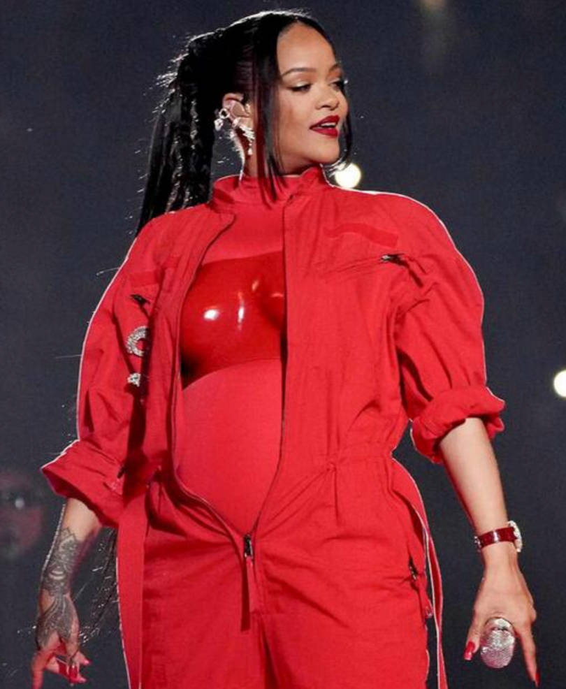 Rihanna Pregnant Super Bowl 2025