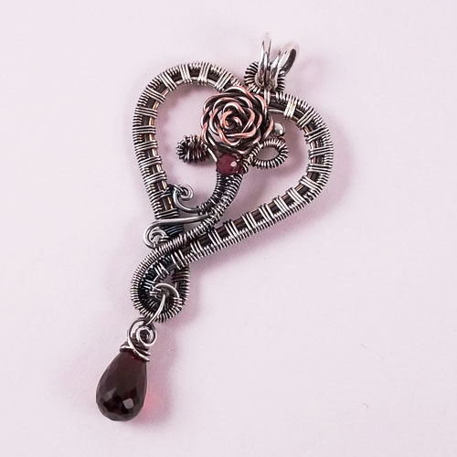 Lola 3 Heart Pendant