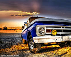 Old Truck - HDR