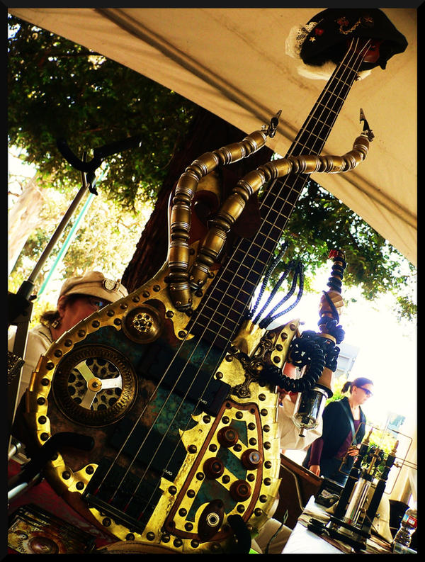 Steampunk Bass