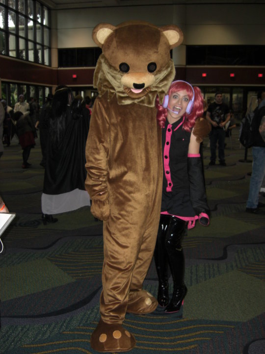 ID: Teto and Pedobear