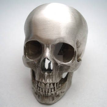 full skull ring in silver