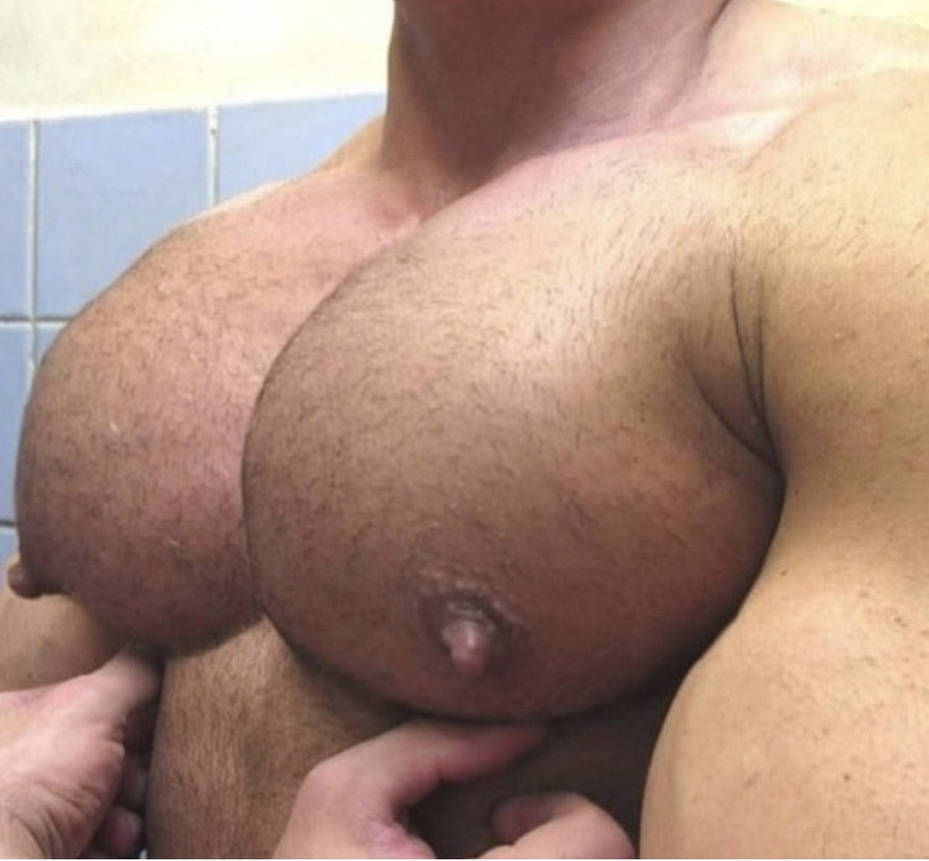 мужчины с женскими грудями фото фото 83
