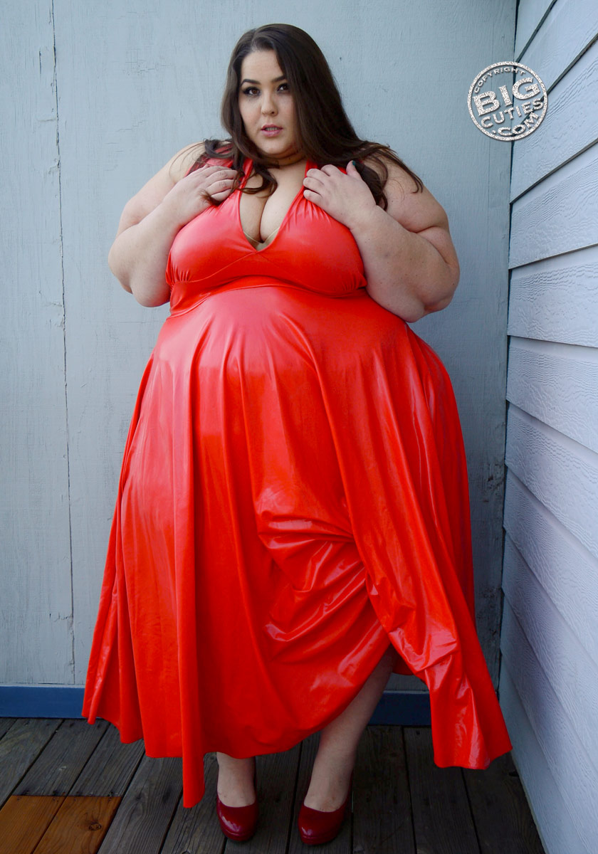 Ssbbw Boberry in sexy red dress by sbbwlover01 on DeviantArt
