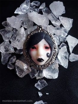 OOAK Pendant 5 - Remember