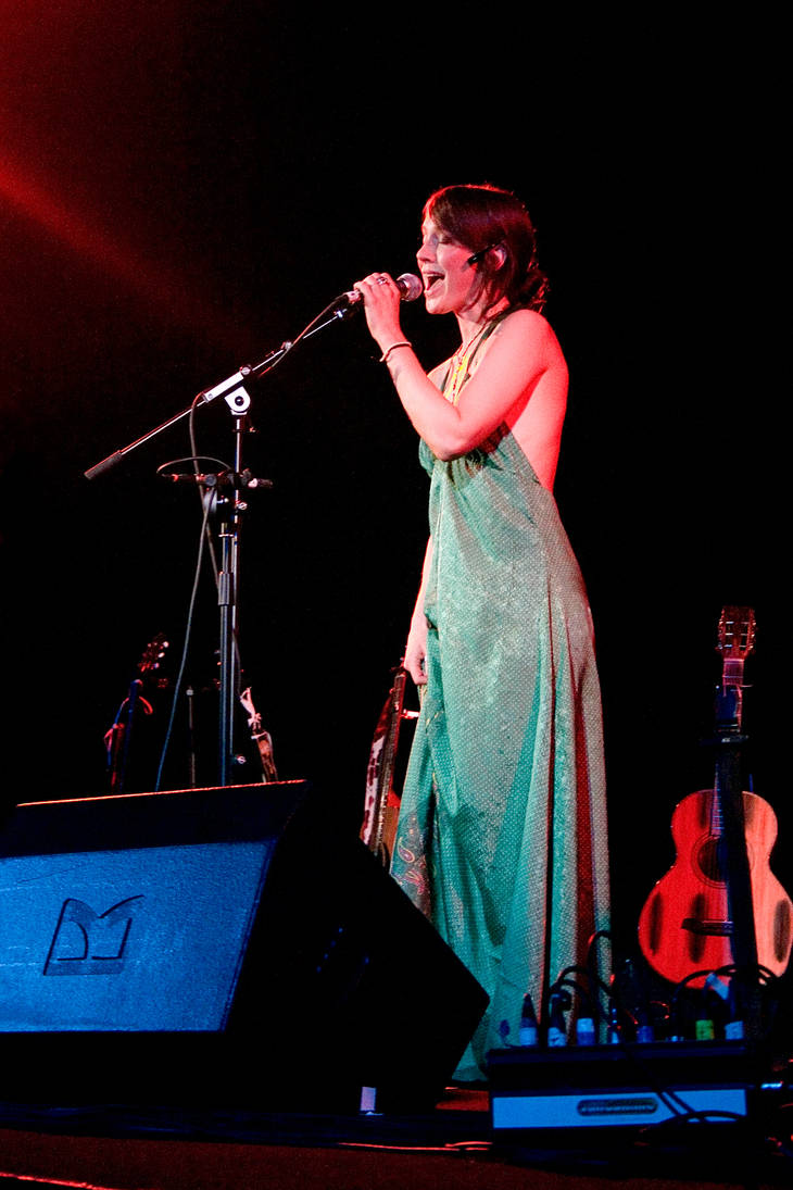 Lou Rhodes by skizz on DeviantArt