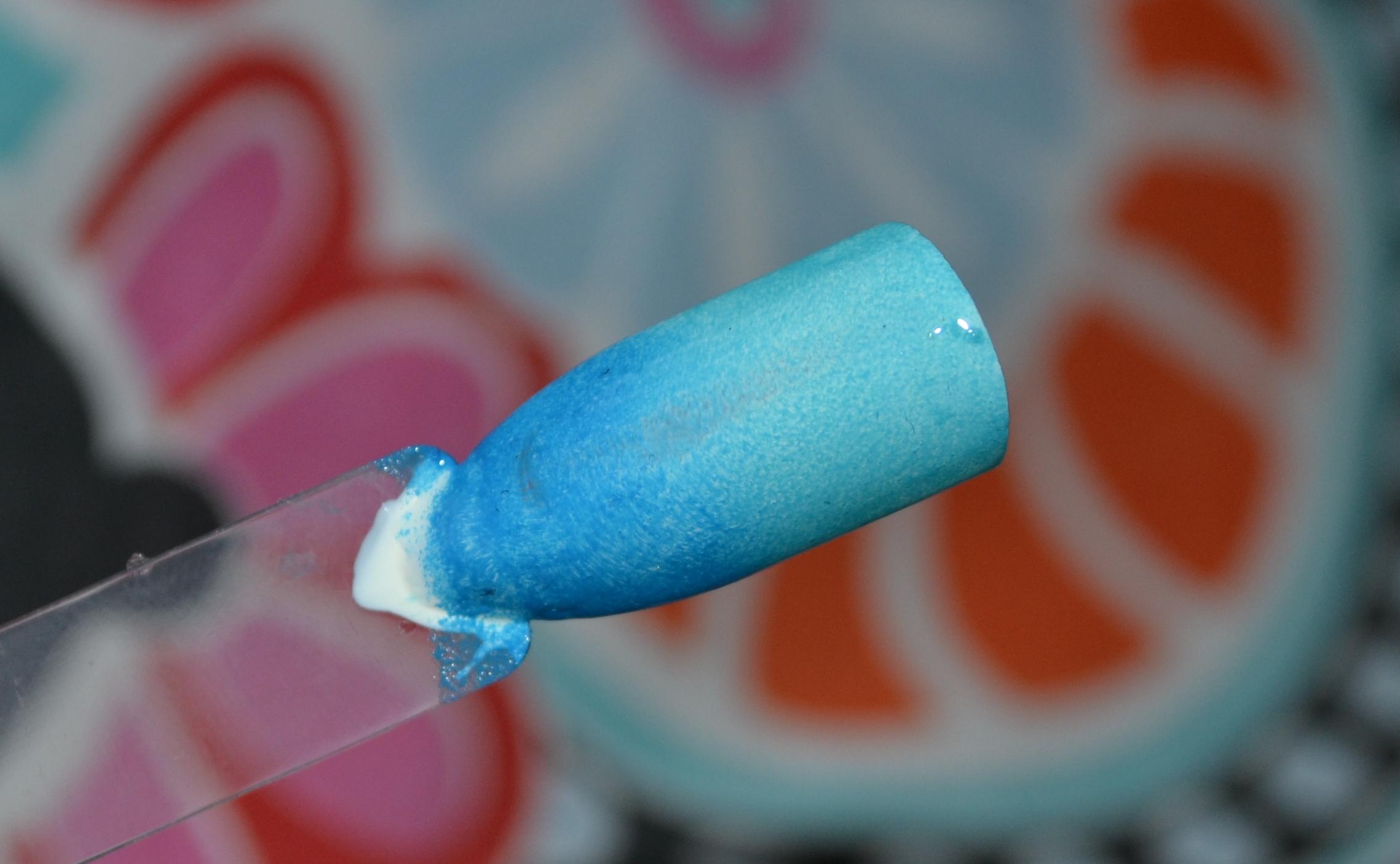 Blue to turquoise ombre nails