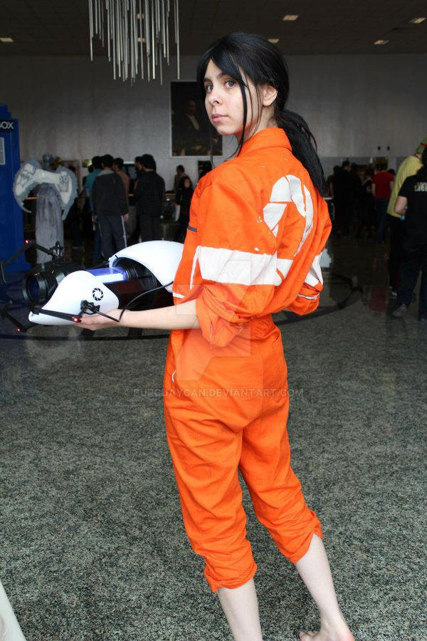 Chell from Portal by burcuaycan on DeviantArt