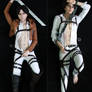 Cosplay dakimakura: Levi and Eren