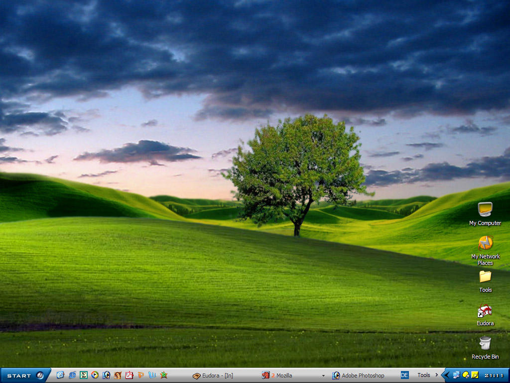 Desktop Screen 3 by endernom on DeviantArt