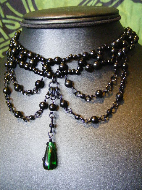 Toxic Choker