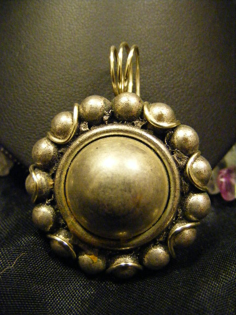 Vintage button pendant