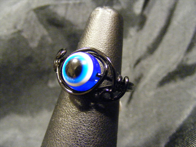 simple bead blue eye and black ring